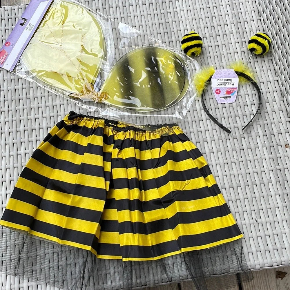 NEW 🐝 Girls Bumble Bee Halloween Costume Set Skirt, Wings and Headband Size 3+